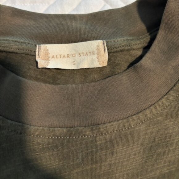 Altar'd State Army Green "Nashville" Crop Top - Picture 2 of 3